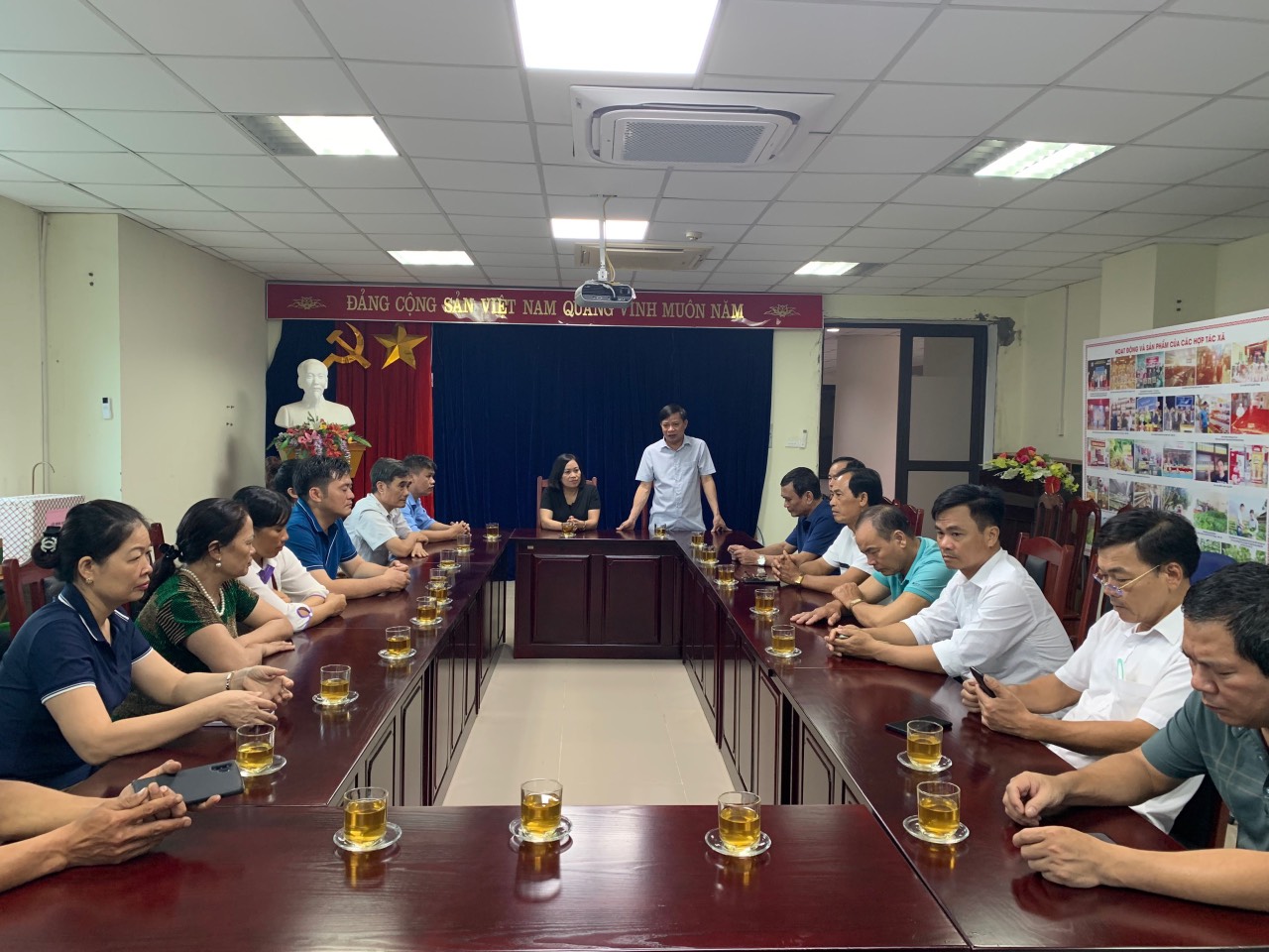 Liên minh Hợp tác xã tỉnh hỗ trợ hợp tác xã  xúc tiến thương mại tại tỉnh Lào Cai
