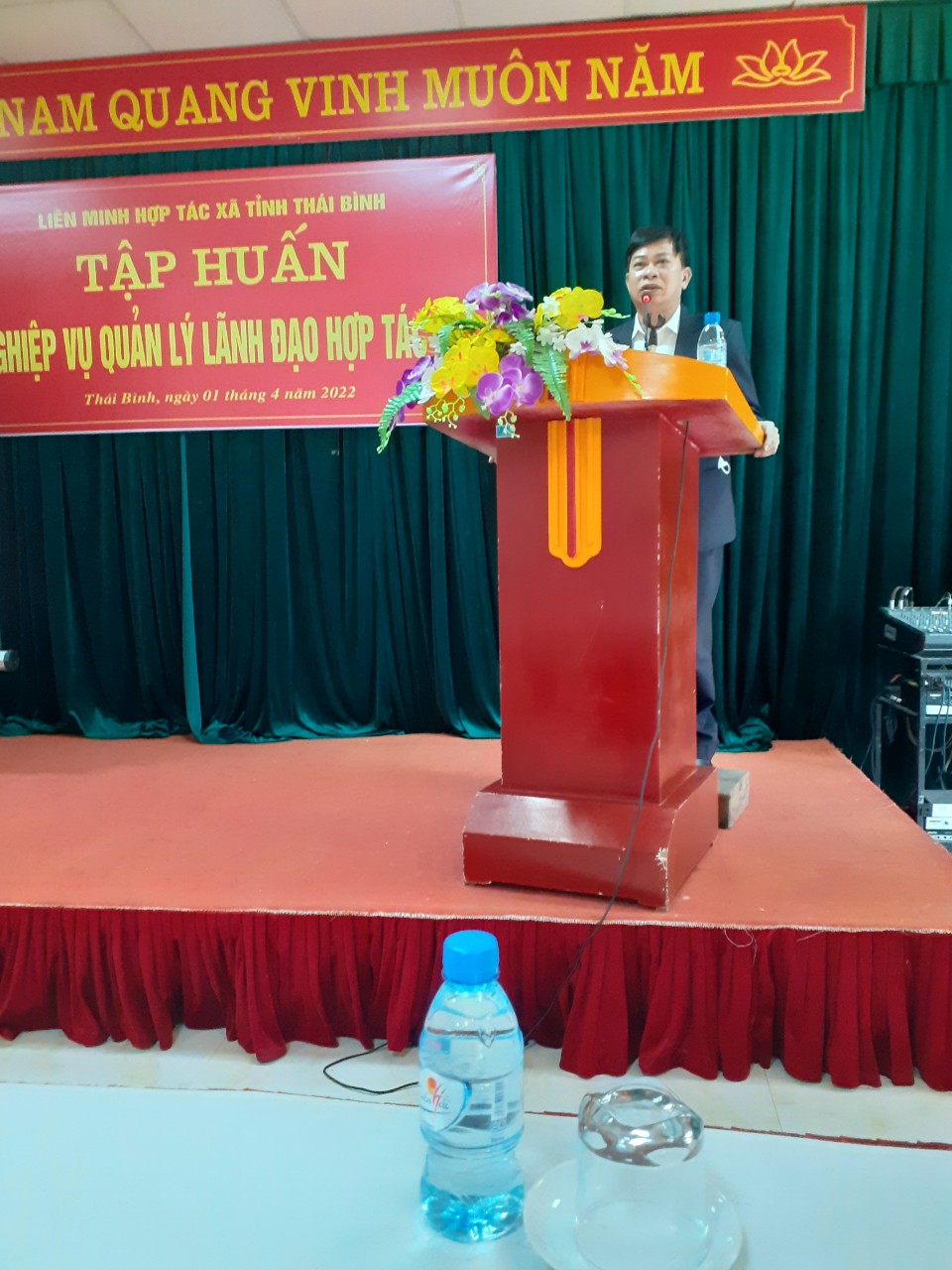 Hội nghị tập huấn nghiệp vụ quản lý cho lãnh đạo các hợp tác xã trên địa bàn huyện Hưng Hà và Thành phố